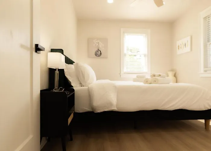 Work, Rest And Gather - Spacious 3br With Modern Charm Casa vacanze Dunlap